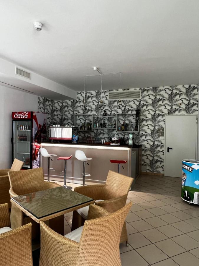 Hotel Trieste リッチョーネ エクステリア 写真