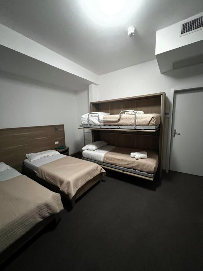 Hotel Trieste リッチョーネ エクステリア 写真