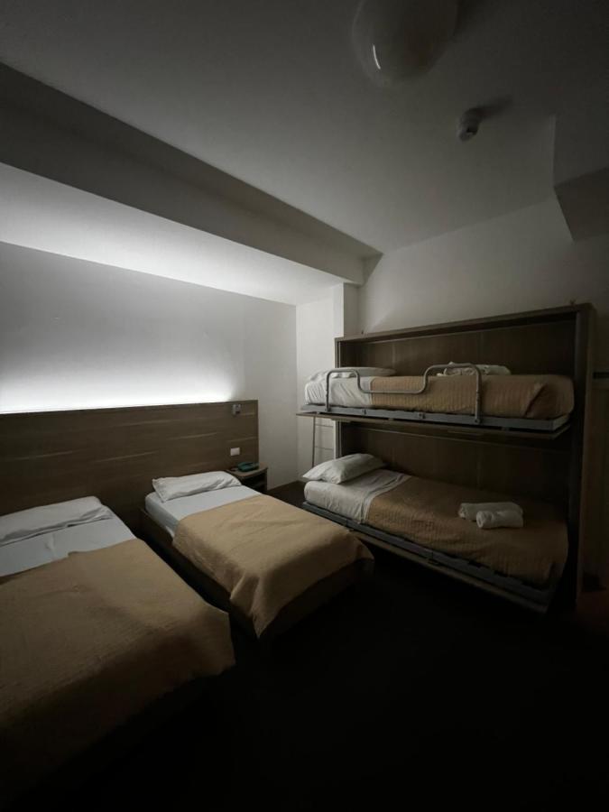 Hotel Trieste リッチョーネ エクステリア 写真