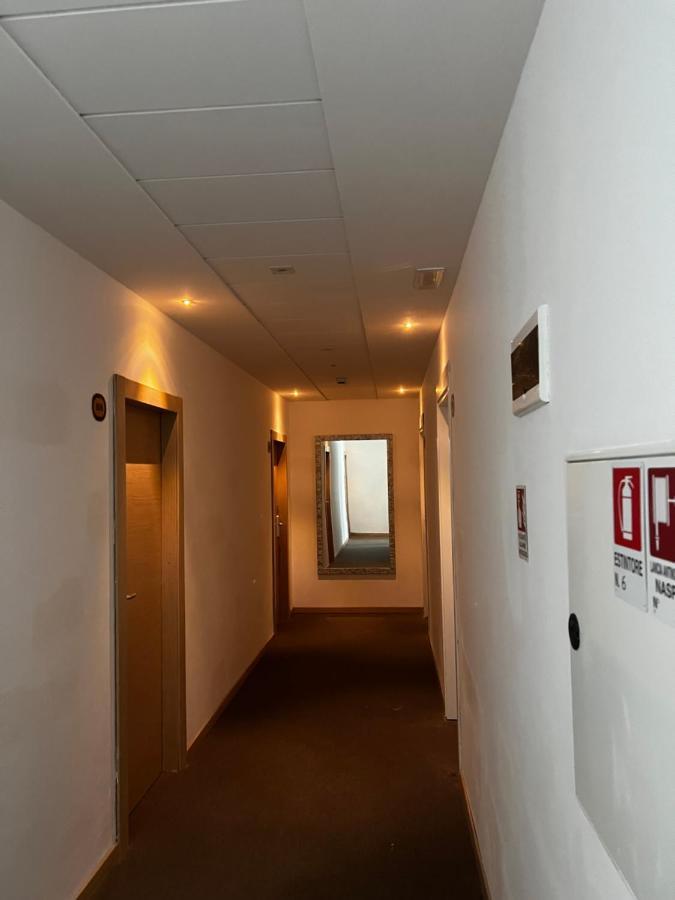 Hotel Trieste リッチョーネ エクステリア 写真